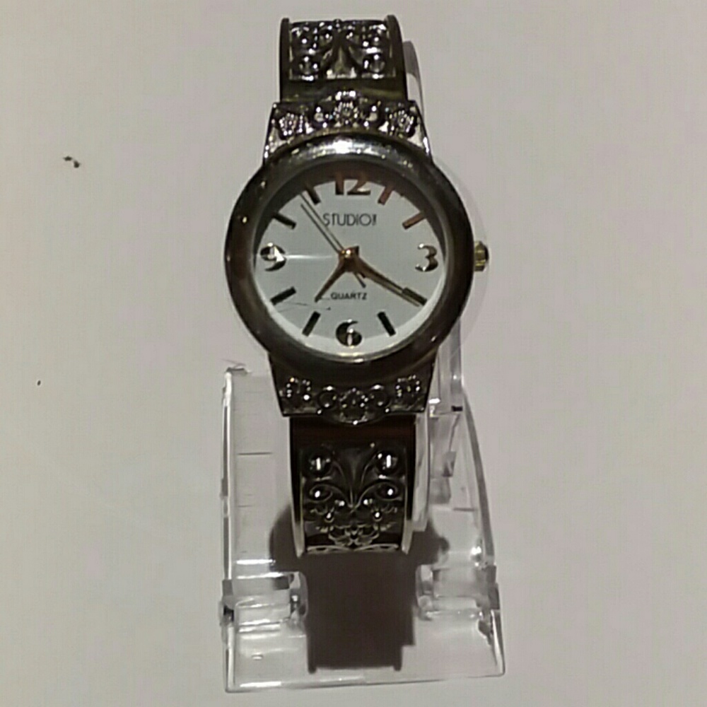 STUDIO BRACLET WATCH